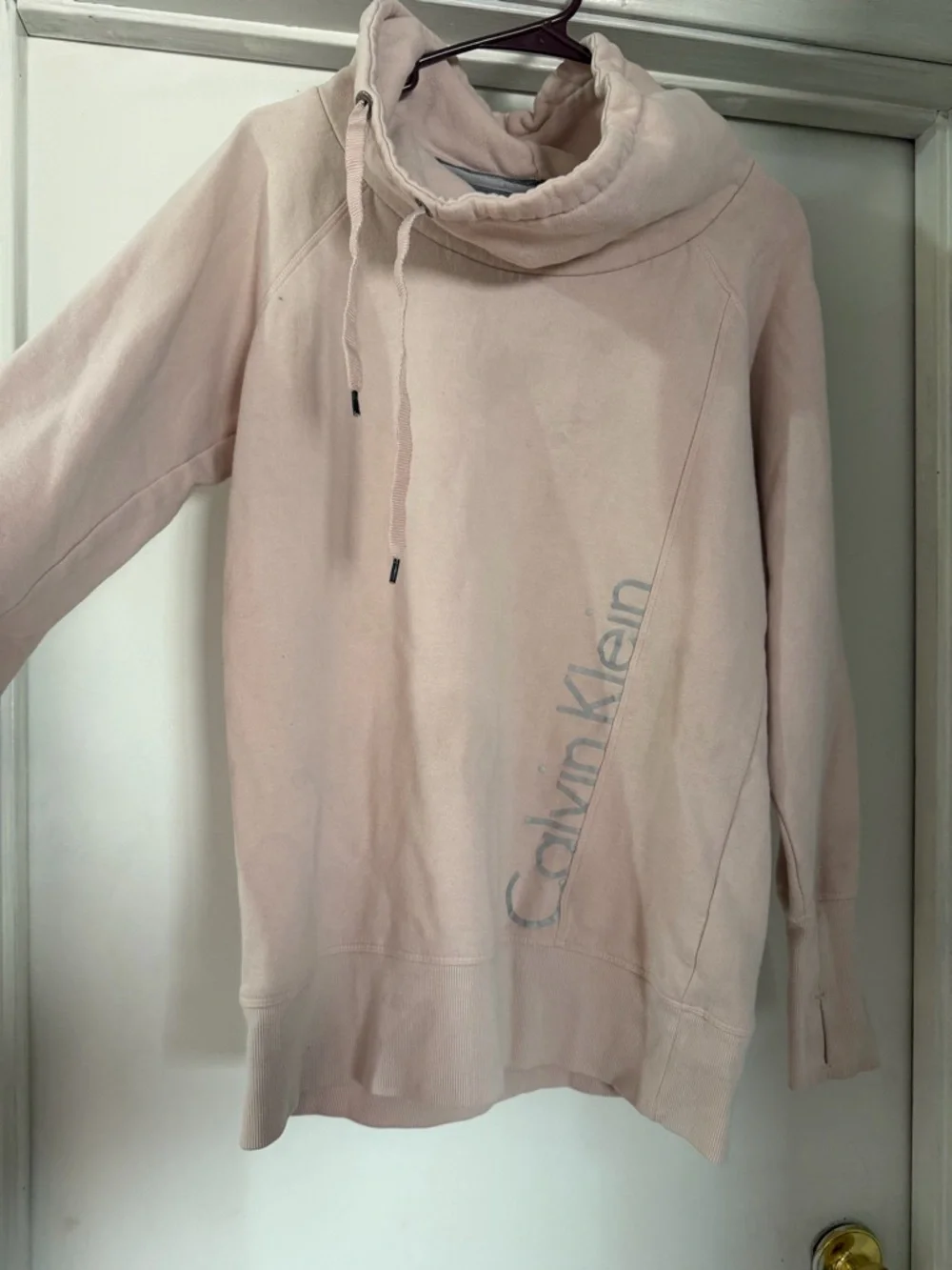Calvin Klein Two-Tone Pink and Gray Performance Crew - Picture 1 of 5